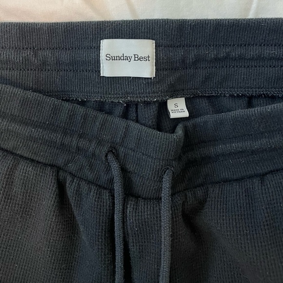 Aritzia Waffle Joggers in Black - Picture 5 of 5